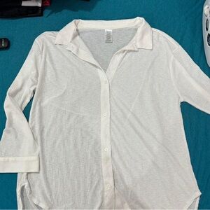 Time and Tru Textured White Top